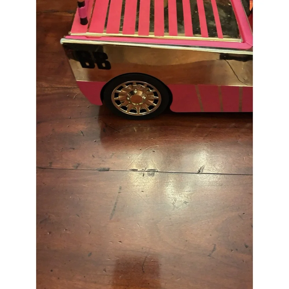 LOL Surprise Car-Pool Coupe As Is‎ Play Set